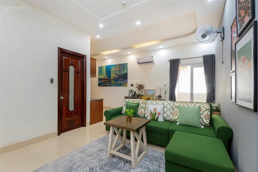 Căn hộ 1 phòng ngủ riêng (70m2) full nội thất