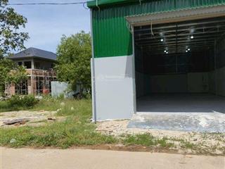 Cho thuê kho tại diên an 100m2 giá 4,5 triệu/th.  0333 039 ***. lan