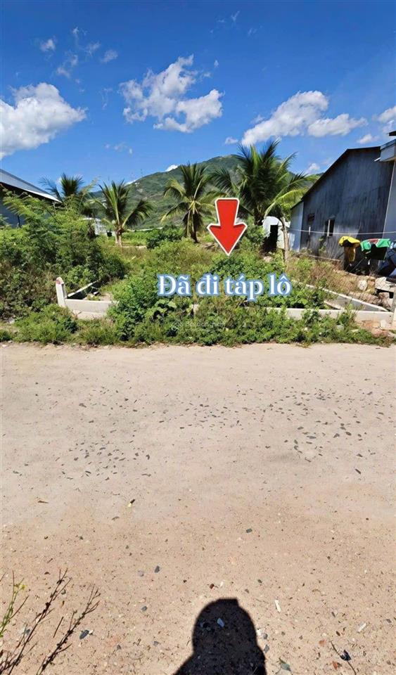 Giá ngộp bank 875 triệu, sẵn sổ tại suối cát.  0333 039 ***