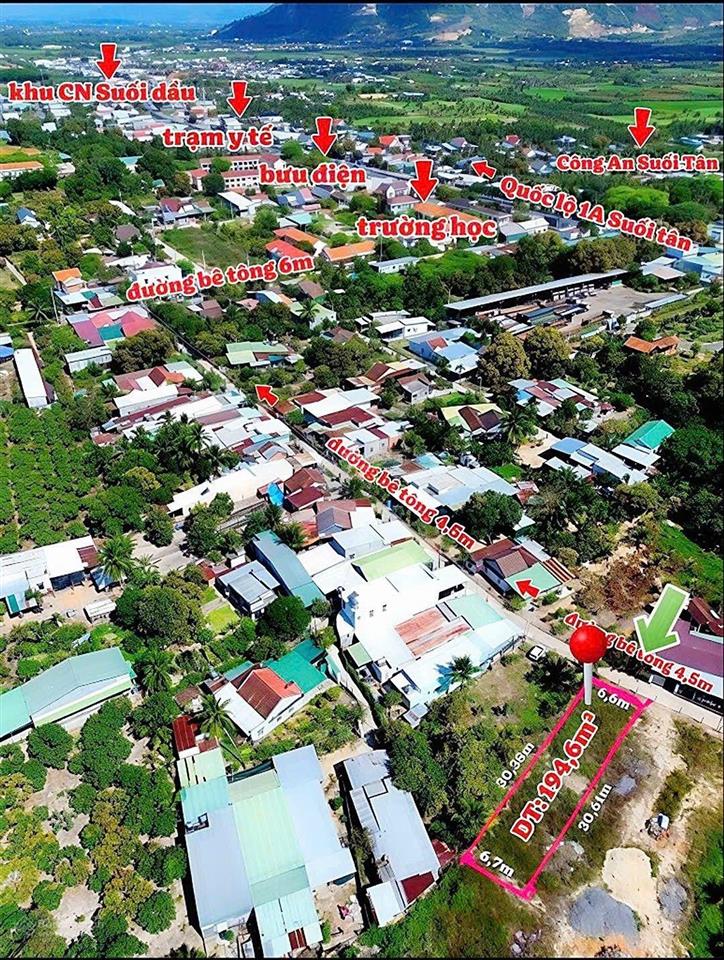 Sau lưng ủy ban xã suối tân đất thổ cư, giá chỉ 6,9triệu/m.  0333 039 ***