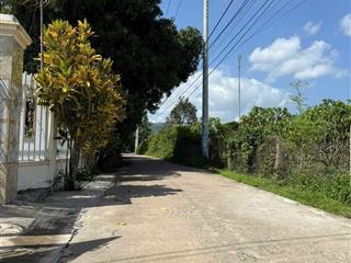 Sau lưng ủy ban xã suối tân đất thổ cư,, giá chỉ 6,9triệu/m.  0333 039 ***