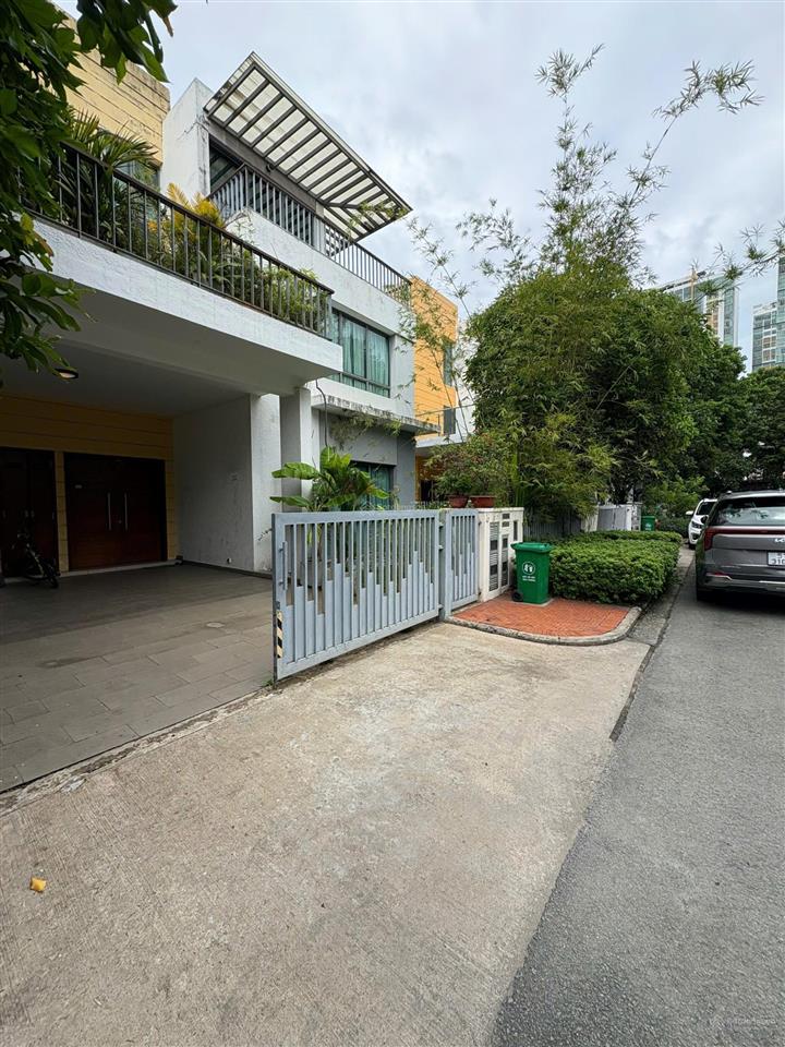 Cho thuê nhanh biệt thự riviera an phú 5pn, 280m² đất, 5pn + 6wc, giá thương lượng