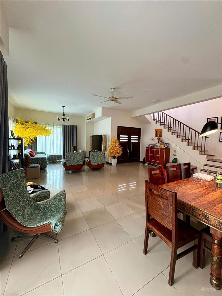 Cho thuê nhanh biệt thự riviera an phú 5pn, 280m² đất, 5pn + 6wc, giá thương lượng