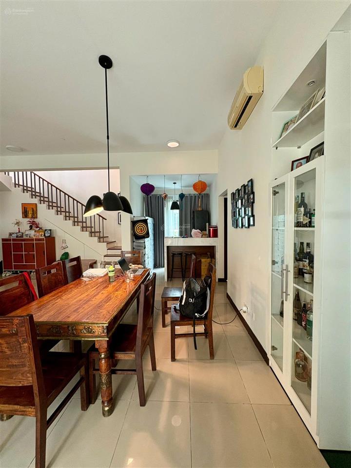 Cho thuê nhanh biệt thự riviera an phú 5pn, 280m² đất, 5pn + 6wc, giá thương lượng