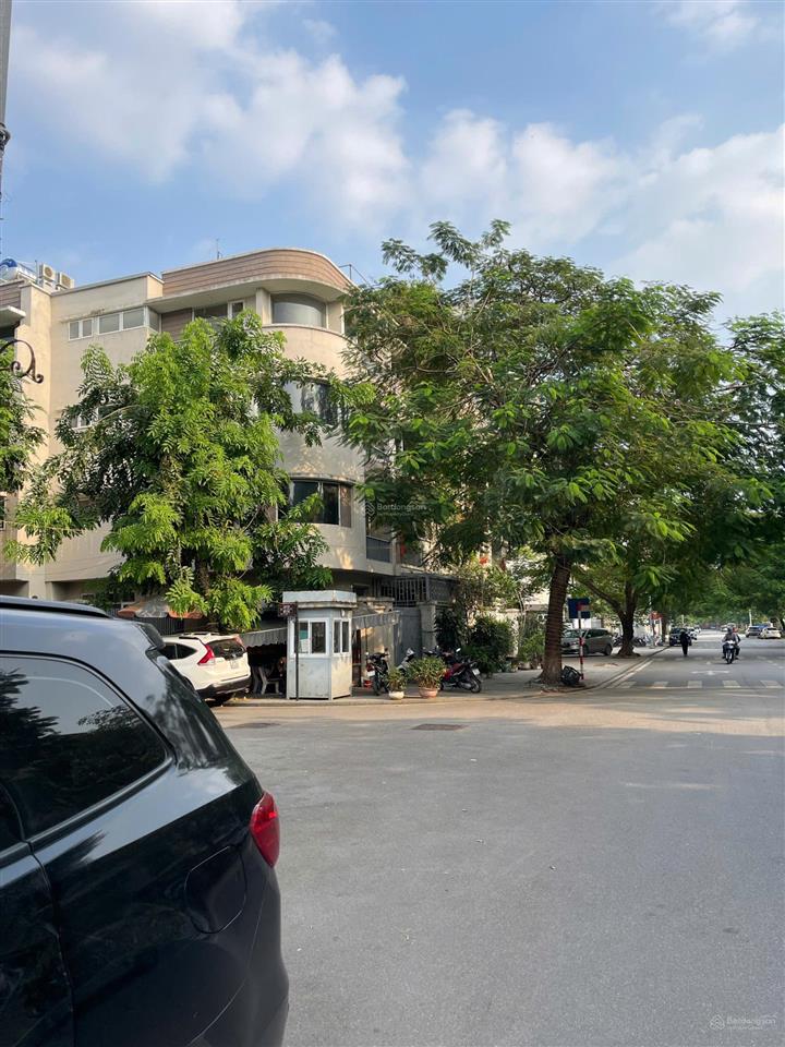 Bán lô góc liền kề biệt thự 140m2 mặt đường 27m , an hưng dương nội