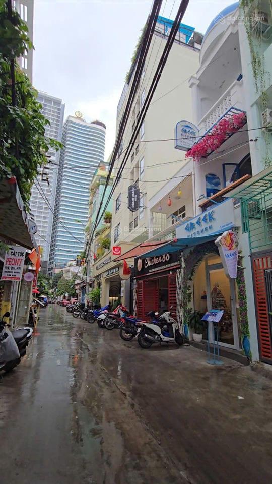 Bán căn khách sạn trung tâm phố tây đủ pccc mới 2025. dòng tiền 120tr/th