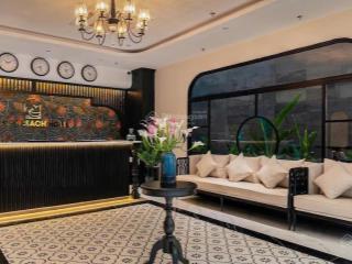 Khách sạn 7 tầng phố tây nha trang, mặt tiền hiếm 11m, cách biển 200m, dòng tiền ổn định 120tr/th