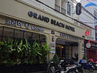 Sốc. căn khách sạn chuẩn pháp lý, dòng tiền 120tr/th cách biển chỉ 300m