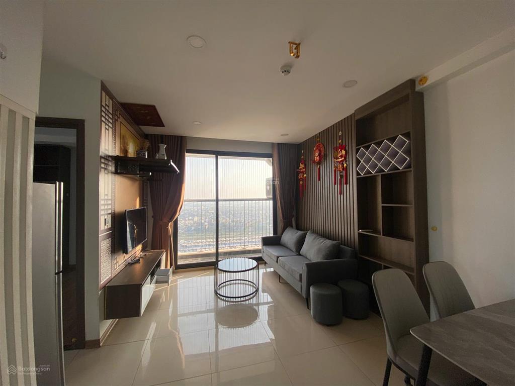 Chính chủ ko phải sale nhượng căn góc 2pn2wc 62m2 full đồ cao cấp cc xuân mai tower