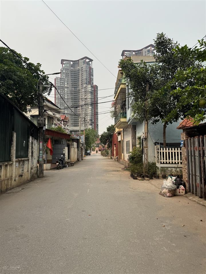 Hàng đẹp giá tốt tại làng hoa phụng công, 80m2 đấu giá gửi tới nđt