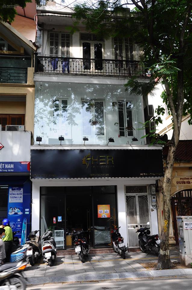 Cho thuê tầng 1 nhà mặt phố hàng chuối