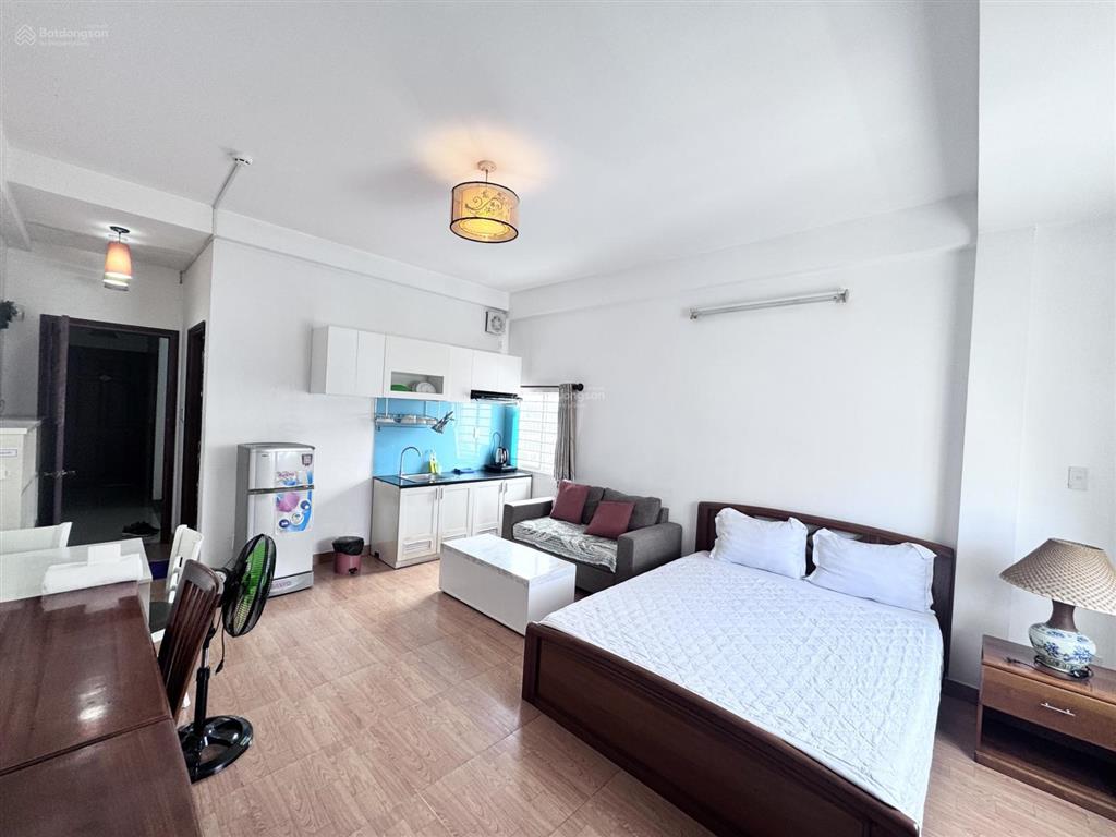 Cho thuê phòng dạng căn hộ dịch vụ studio có bếp trên đường nguyễn trãi, quận 1