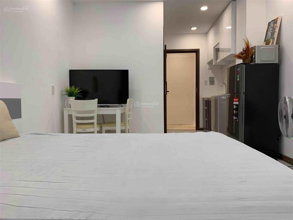 Chính chủ cho thuê căn hộ 25m2 có ban công đầy đủ nội thất quận 2
