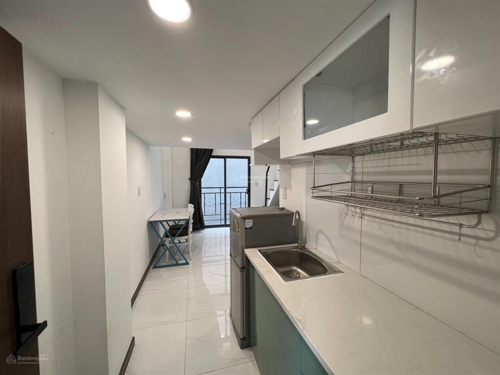 Chính chủ cho thuê căn hộ duplex có ban công, nội thất tại quận 2