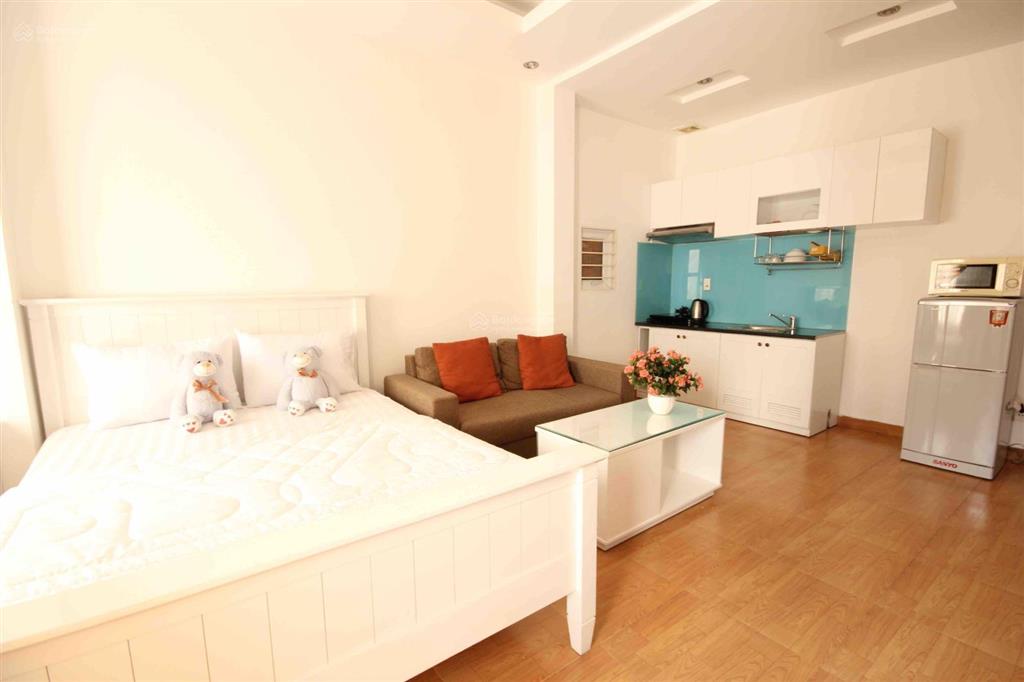 Căn hộ dịch vụ studio có bếp, ban công tại 385/16 nguyễn trãi, quận 1