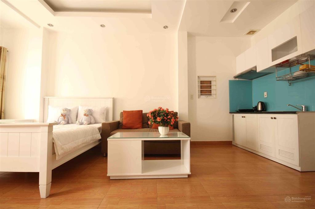 Căn hộ dịch vụ studio có bếp, ban công tại 385/16 nguyễn trãi, quận 1