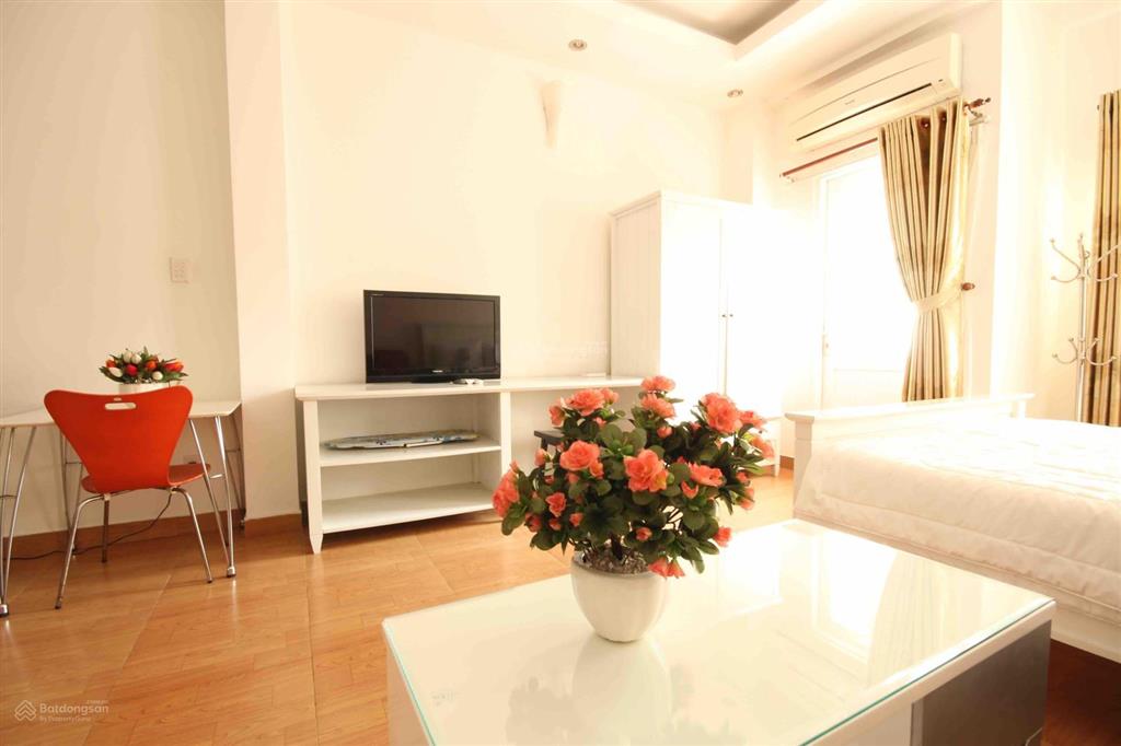 Căn hộ dịch vụ studio có bếp, ban công tại 385/16 nguyễn trãi, quận 1