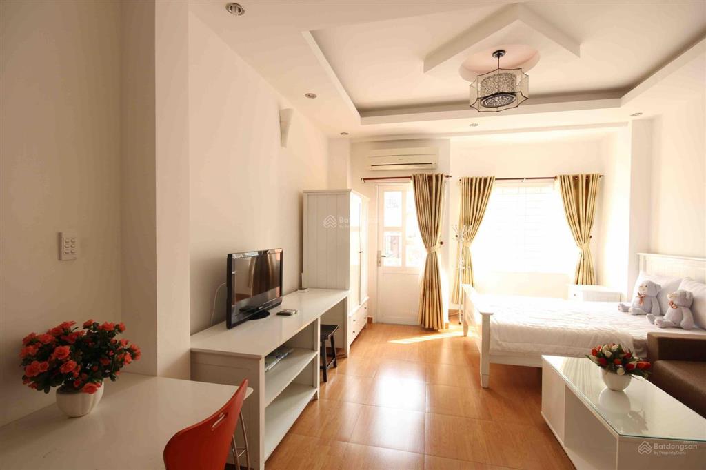 Căn hộ dịch vụ studio có bếp, ban công tại 385/16 nguyễn trãi, quận 1