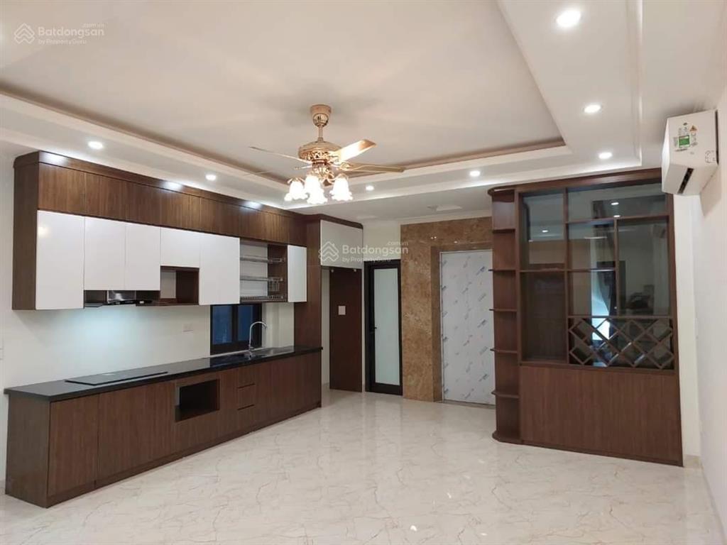 Chính chủ bán nhà mặt phố đường nguyễn trường tộ, ba đình, hà nội, dt 70m2, mt 6m, 3 tầng, 42 tỷ