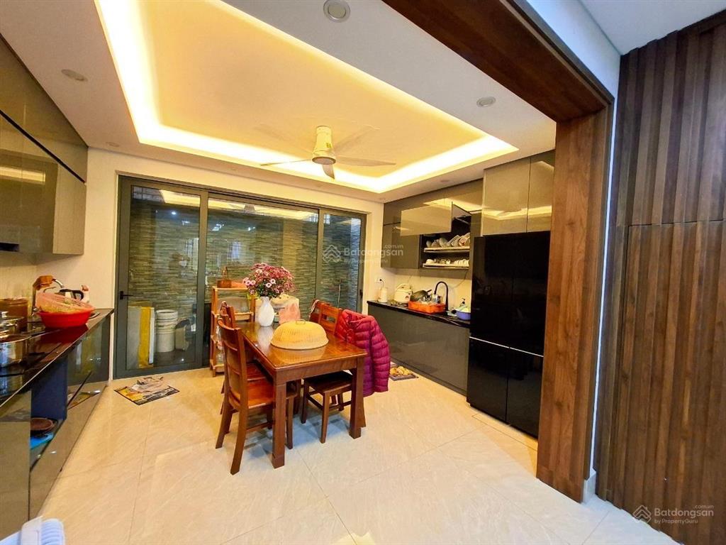 Bán nhà mặt phố tại vạn phúc, q.ba đình, dt 60m2, 5 tầng, 36 tỷ