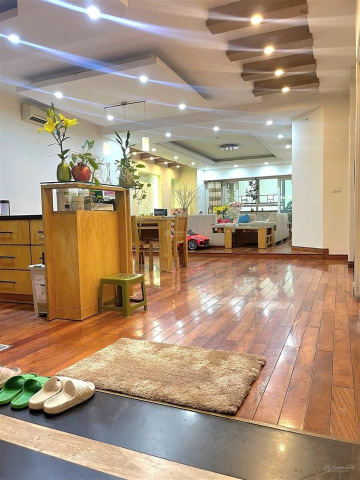 Chính chủ bán cc the golden palm, đường lê văn lương, q. thanh xuân, dt 155m2, 3pn, 3vs, 17 tỷ