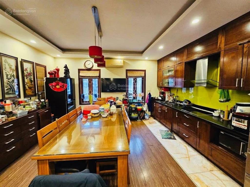 Bán gấp căn hộ cc lô góc, bắc hà, tố hữu, nam từ liêm, dt 120m2, 3pn, 2vs, 8,5 tỷ