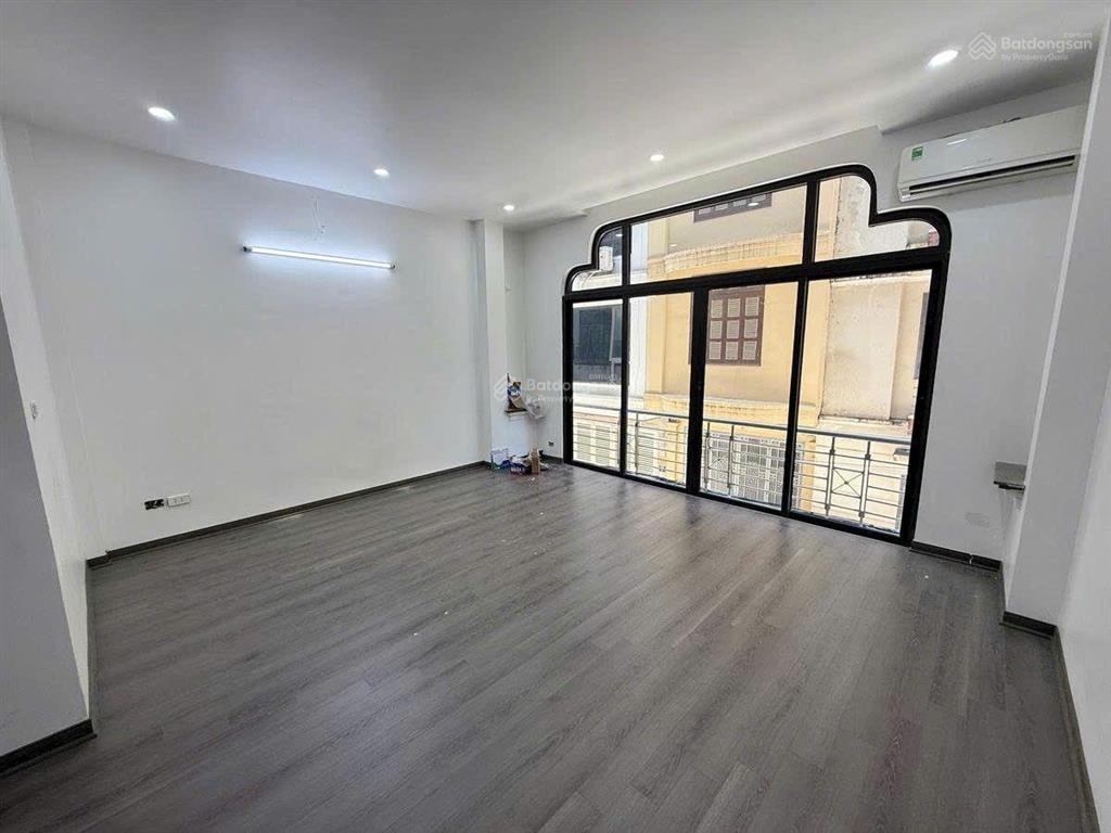 Bán nhà mặt phố nguyễn hoàng, quận cầu giấy, dt 100m2, 3 tầng, 40 tỷ