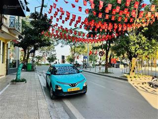 Nhà mặt phố trấn vũ, mặt hồ trúc bạch, quận ba đình. dt 95m2, 4 tầng, 55 tỷ