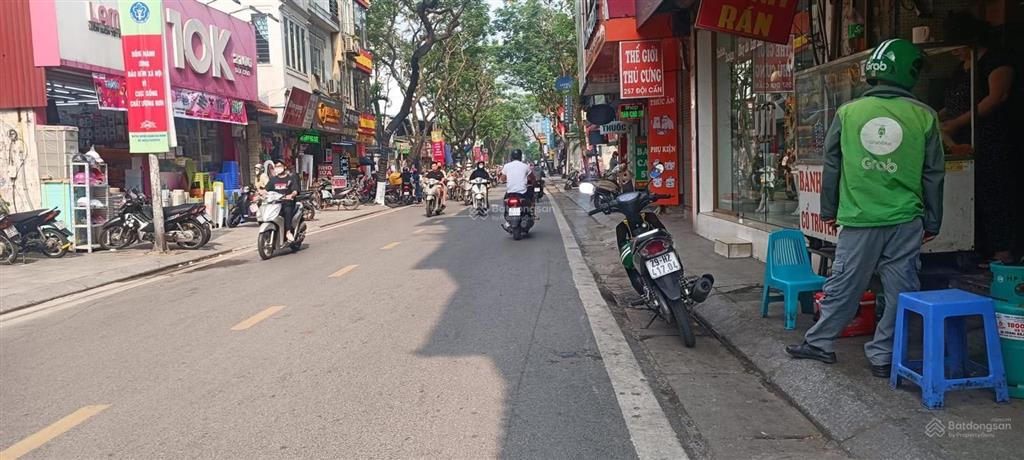 Chính chủ cho thuê nhà mặt phố đội cấn, ba đình dt 105m2, mt 6m, 5 tầng, 70 triệu/ tháng