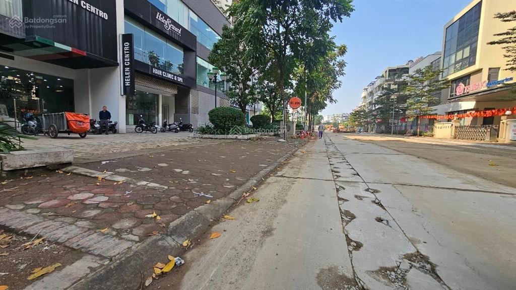 Bán gấp shophouse tại học viện quốc phòng, phố nguyễn văn huyên, tây hồ, 250m2, mt 11m, giá 38 tỷ