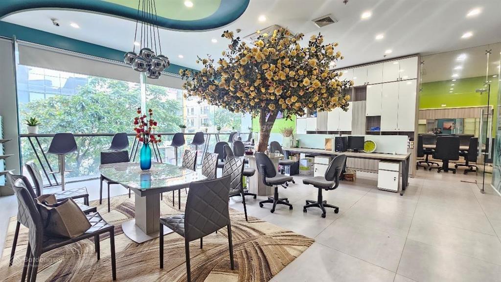 Bán gấp shophouse tại học viện quốc phòng, phố nguyễn văn huyên, tây hồ, 250m2, mt 11m, giá 38 tỷ