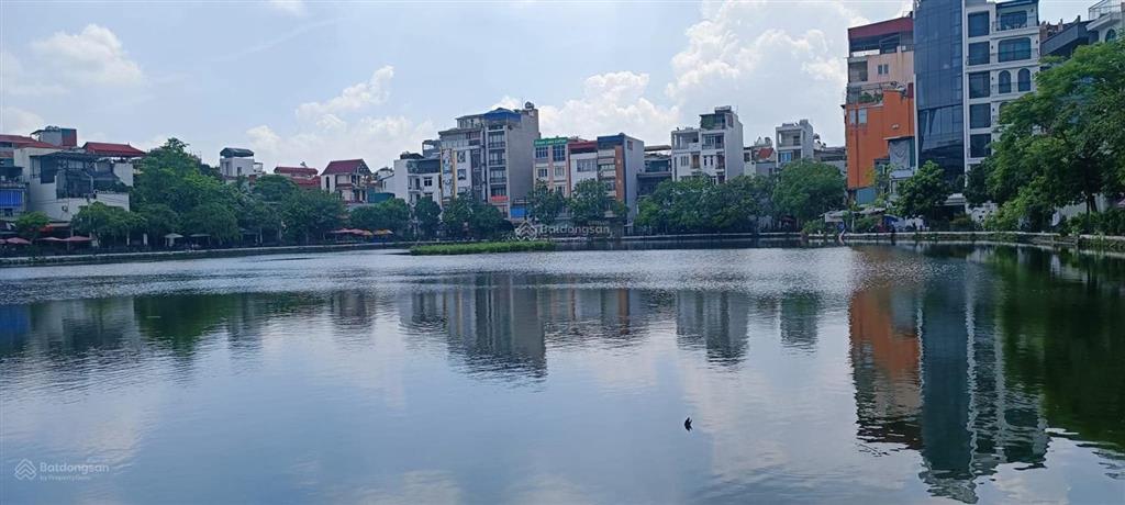 Bán nhà đường 3 ô tô tránh, mặt hồ đầm tròn, phố đội cấn, ba đình, hà nội, dt 100m2, 2 tầng, 37 tỷ