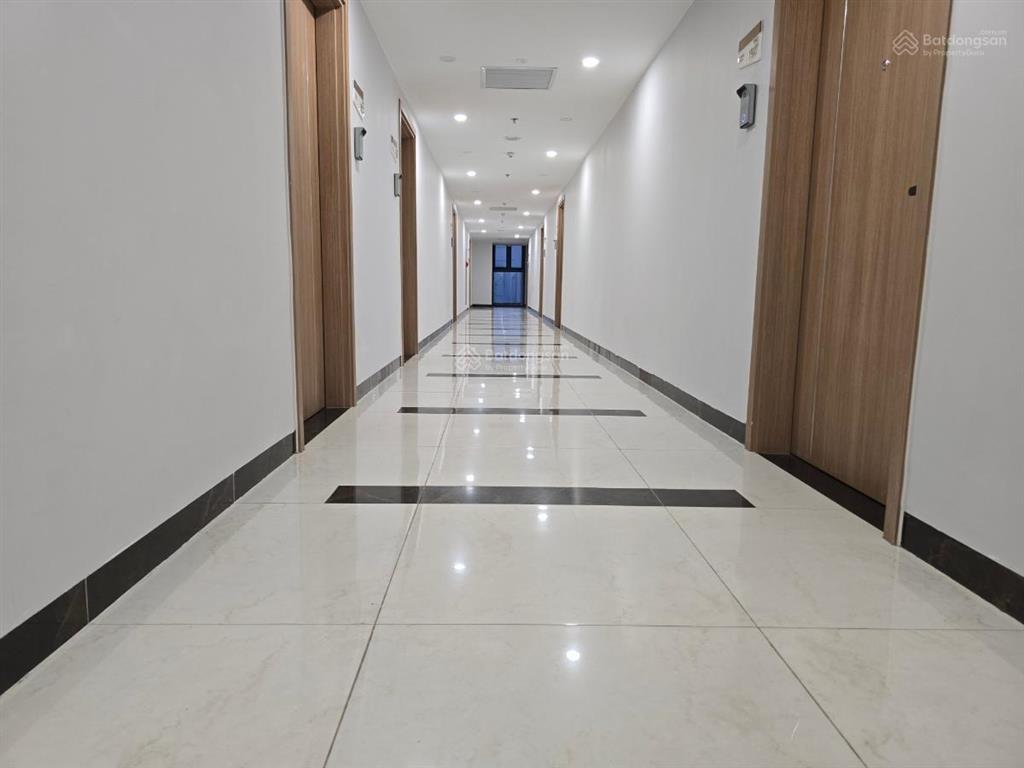 Bán căn hộ cc rox center 90 đường láng, đống đa, dt 70m2, 2pn2vs, 6,8 tỷ