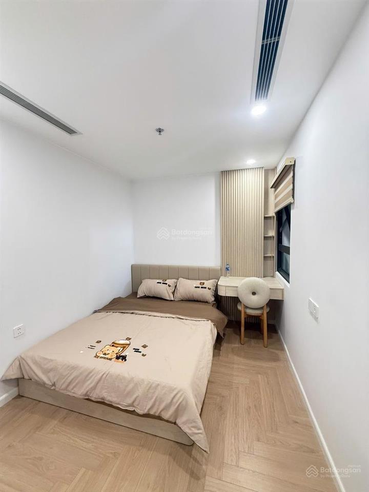 Bán căn hộ cc rox center 90 đường láng, đống đa, dt 70m2, 2pn2vs, 6,8 tỷ
