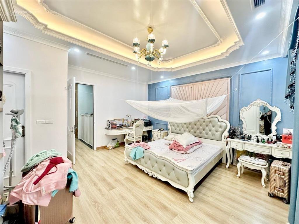 Hạ giá 9 tỷ, gia đình cần bán shophouse louis1 city đại mỗ, nam từ liêm, dt 110m2, 6 tầng tm, 35 tỷ