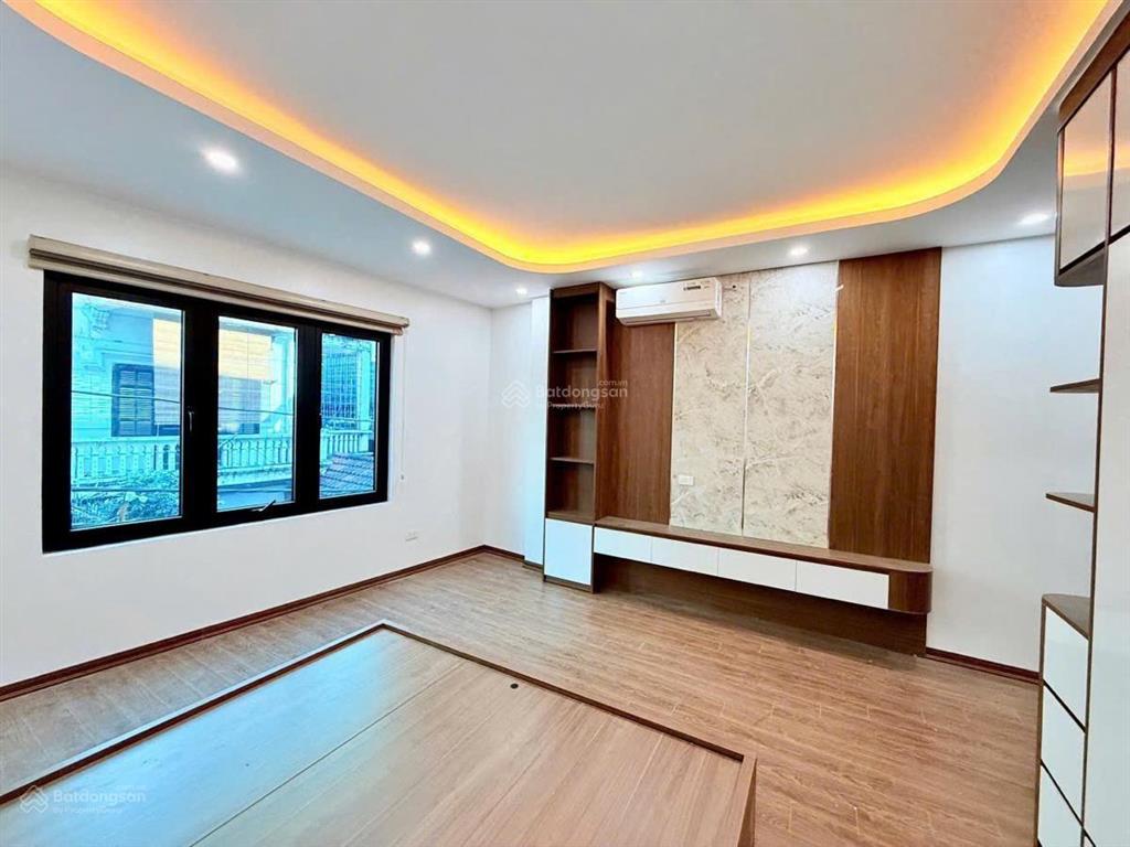 Bán cc 34t hoàng đạo thúy, cầu giấy, dt 121m2, 3pn 2vs, 8,4 tỷ