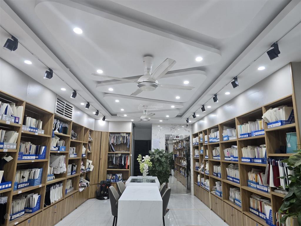 Bán shophouse lavender 176 định công, hoàng mai, dt 85m2, mt 5m, 5 tầng tm, 30,5 tỷ