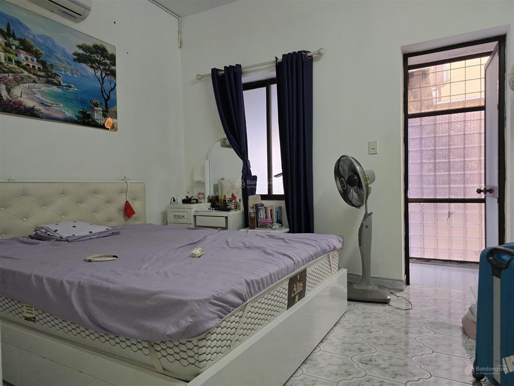 Bán căn hộ lô góc, tập thể tầng 3, phố bà triệu, quận hai bà trưng, dt 55m2, 3,6 tỷ