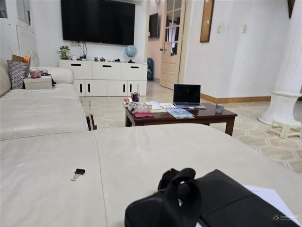 Bán căn hộ lô góc, tập thể tầng 3, phố bà triệu, quận hai bà trưng, dt 55m2, 3,6 tỷ