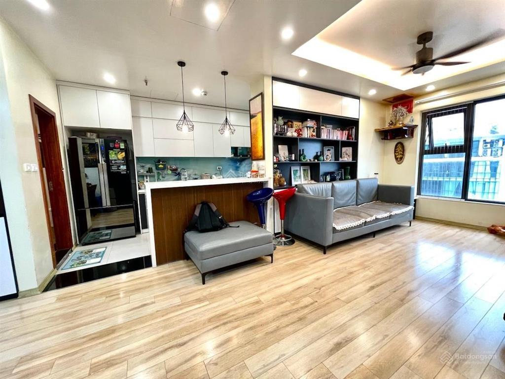 Cho thuê nhà lk, ngõ 2 ô tô tránh phố vạn phúc, ba đình, dt 65m2, mt 5m, 5 tầng, 25 triệu/tháng