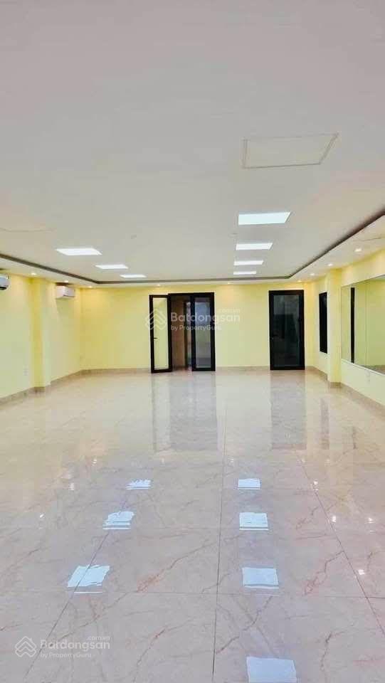 Ngộp bank, bán nhà mặt ngõ 106 hoàng quốc việt, cầu giấy, dt 110m2, mt 9m, 9 tầng tm, giá 57 tỷ