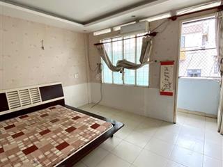 Nhỉnh 2 tỷ bán gấp chung cư nơ trang long, 2pn, có sổ hồng