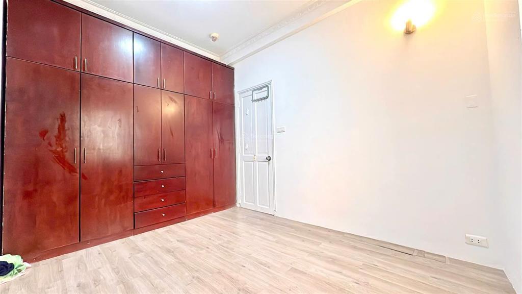 Bán gấp chung cư ngô tất tố, view l81 2pn nhà đẹp