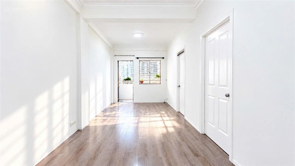 Bán gấp chung cư ngô tất tố, view l81 2pn nhà đẹp