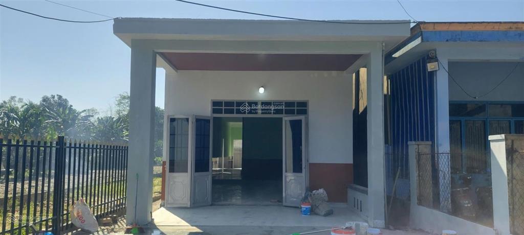 Bán nhà 228m2 đất ở toàn bộ, 3 phòng ngủ, ở hòa phú giá rẻ chỉ 1,6 tỷ