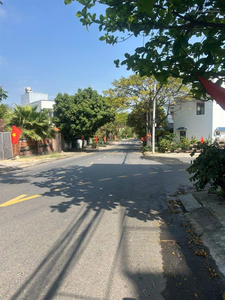 Bán đất tôn đản 80m2, gần sân bay, gần bến xe trung tâm.