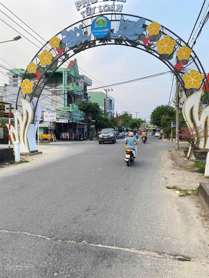 Bán nhà mặt tiền quảng xương, gần chợ túy loan, 150m2 có 100m2 đất ở.