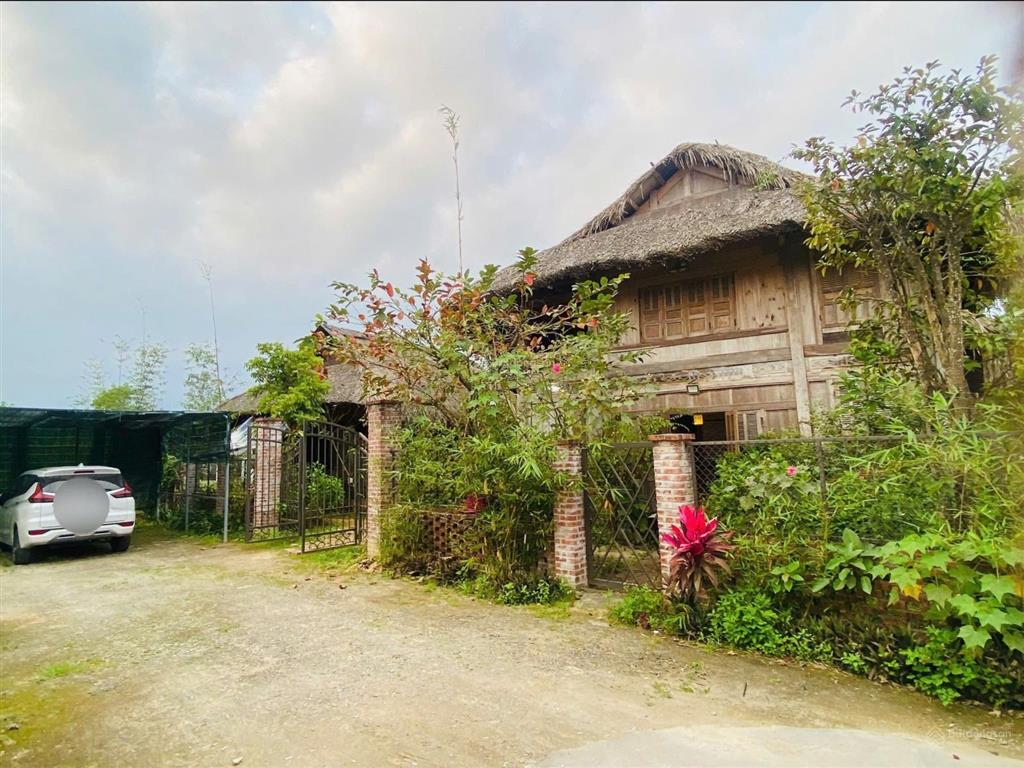 Bán nhà vườn 400m2 có 2 căn nhà gỗ đẹp, đang cho thuê 7 triệu tháng ở xã hòa phong.