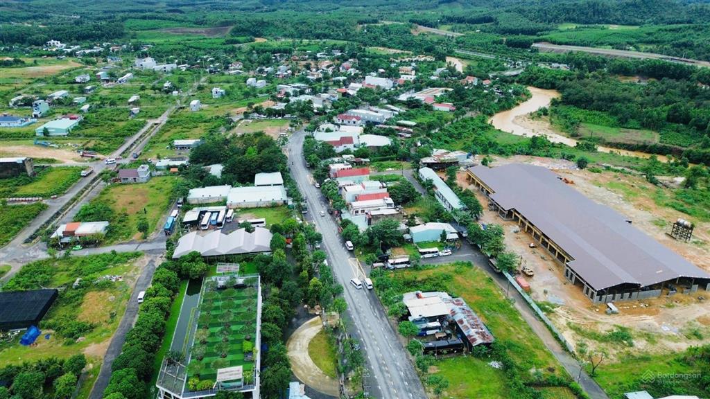 Đất mặt tiền dt602, 100m2 đất ở toàn bộ gần khu thương mại tự do