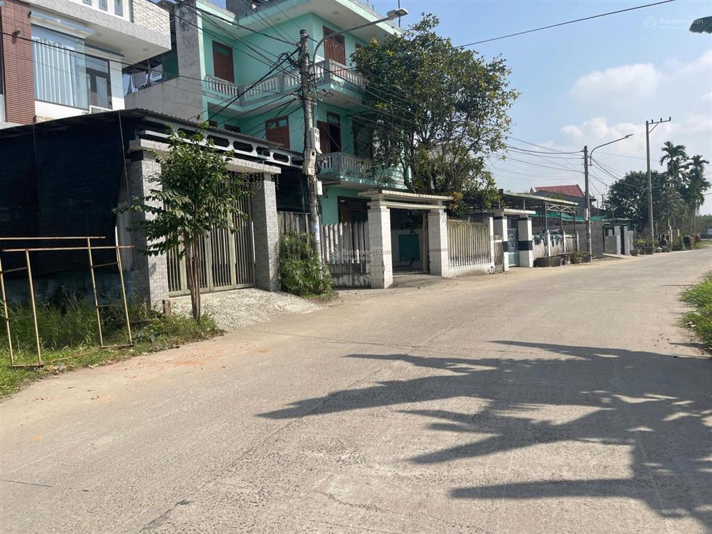 Đất cẩm toại trung gần quốc lộ 14b chỉ 200m2, 124m2 đất ở ngang 6m.